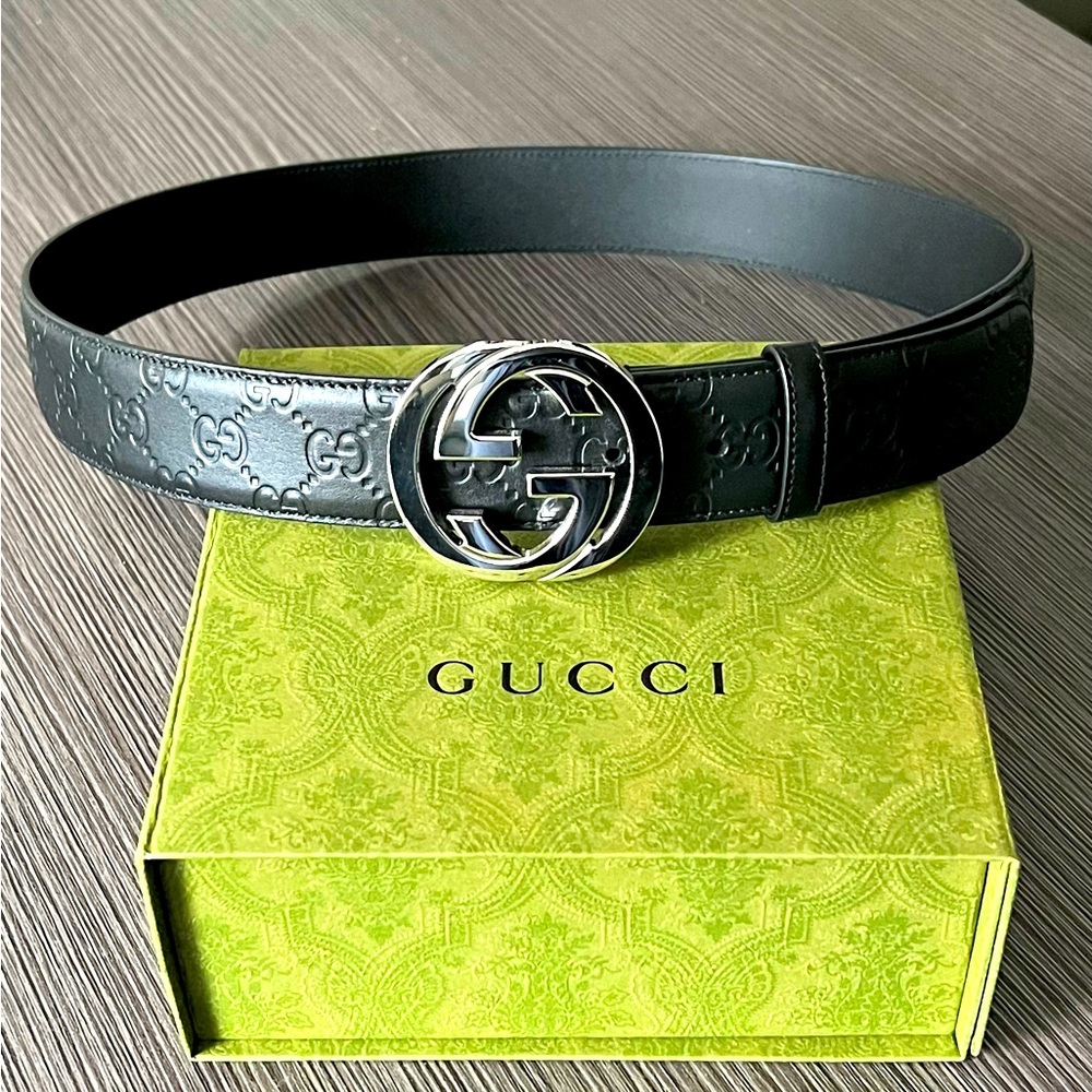 Gucci Signature Leather Belt